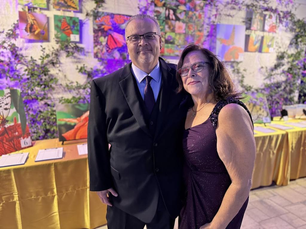 Guests attending the 2025 Valerie’s House Sunset Soirée at the Fort Myers Family is Forever Home.